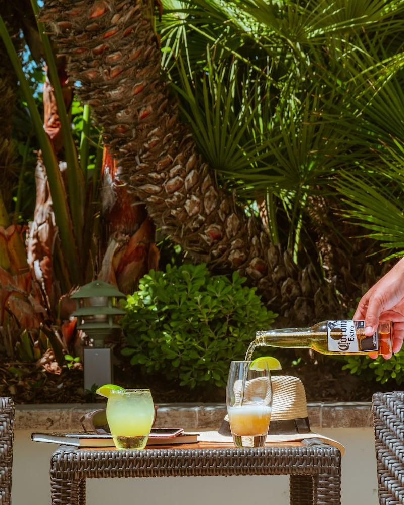 Hyatt Regency Newport Beach West Экстерьер фото