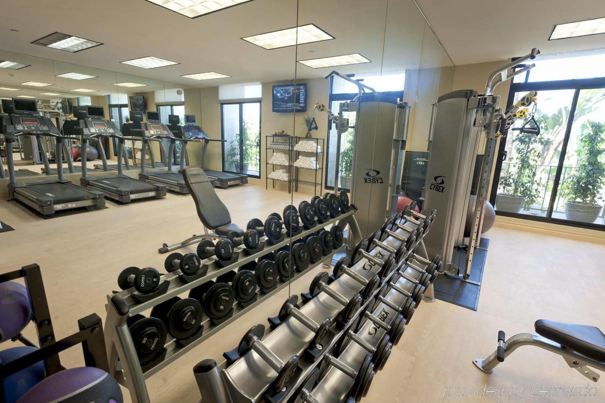 Hyatt Regency Newport Beach West Удобства фото